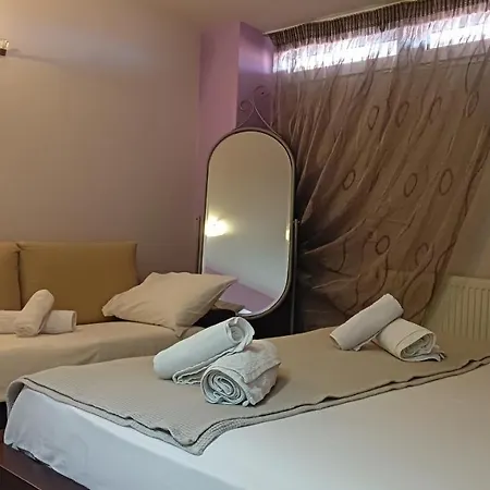 Apartment Revi's *