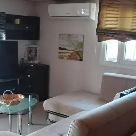 Apartment Revi's *